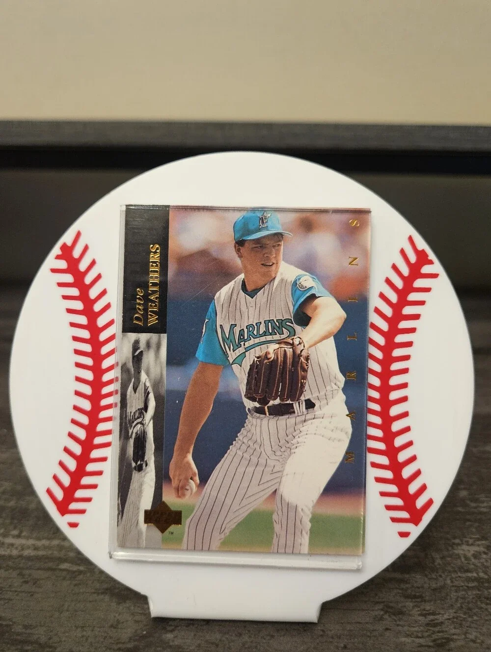 Vintage Florida Marlins Baseball Card Lot & MCS Display Frame